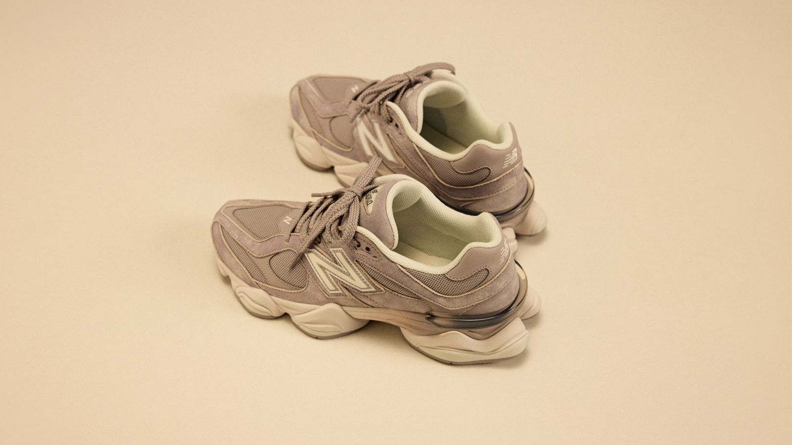 Sneakersy New Balance 906087O fioletowe | newbalance.pl
