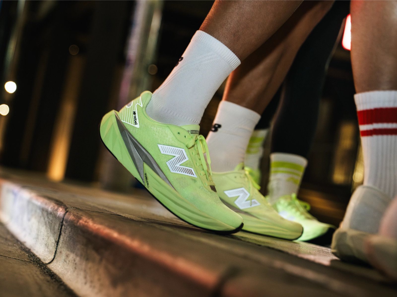 new balance fuelcell rebel v5