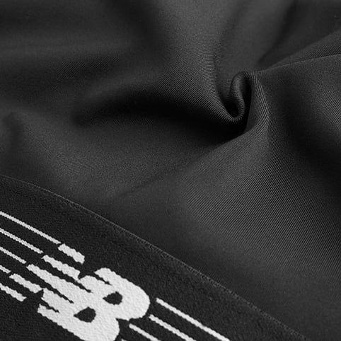 Oddychający, wchłaniający pot materiał