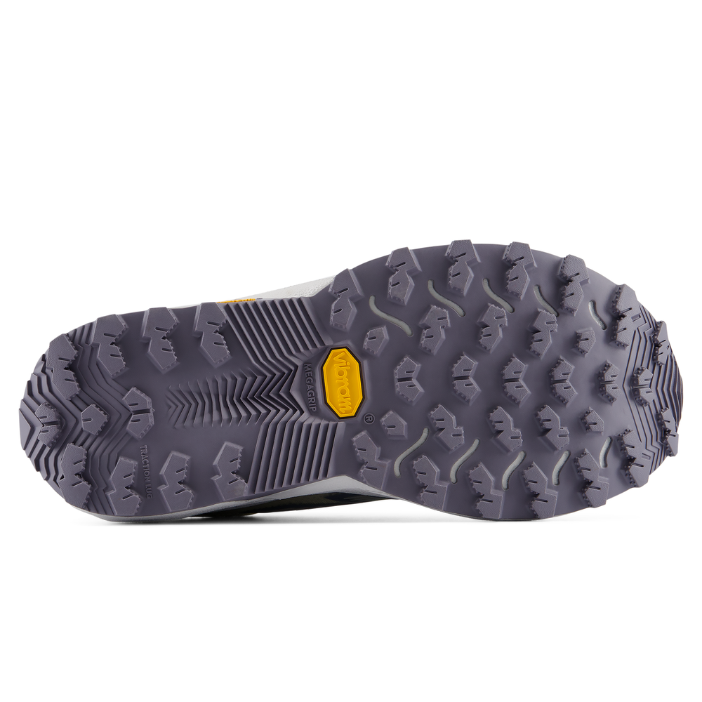 Buty damskie New Balance FuelCell Rebel Trail WRBT675 – szare