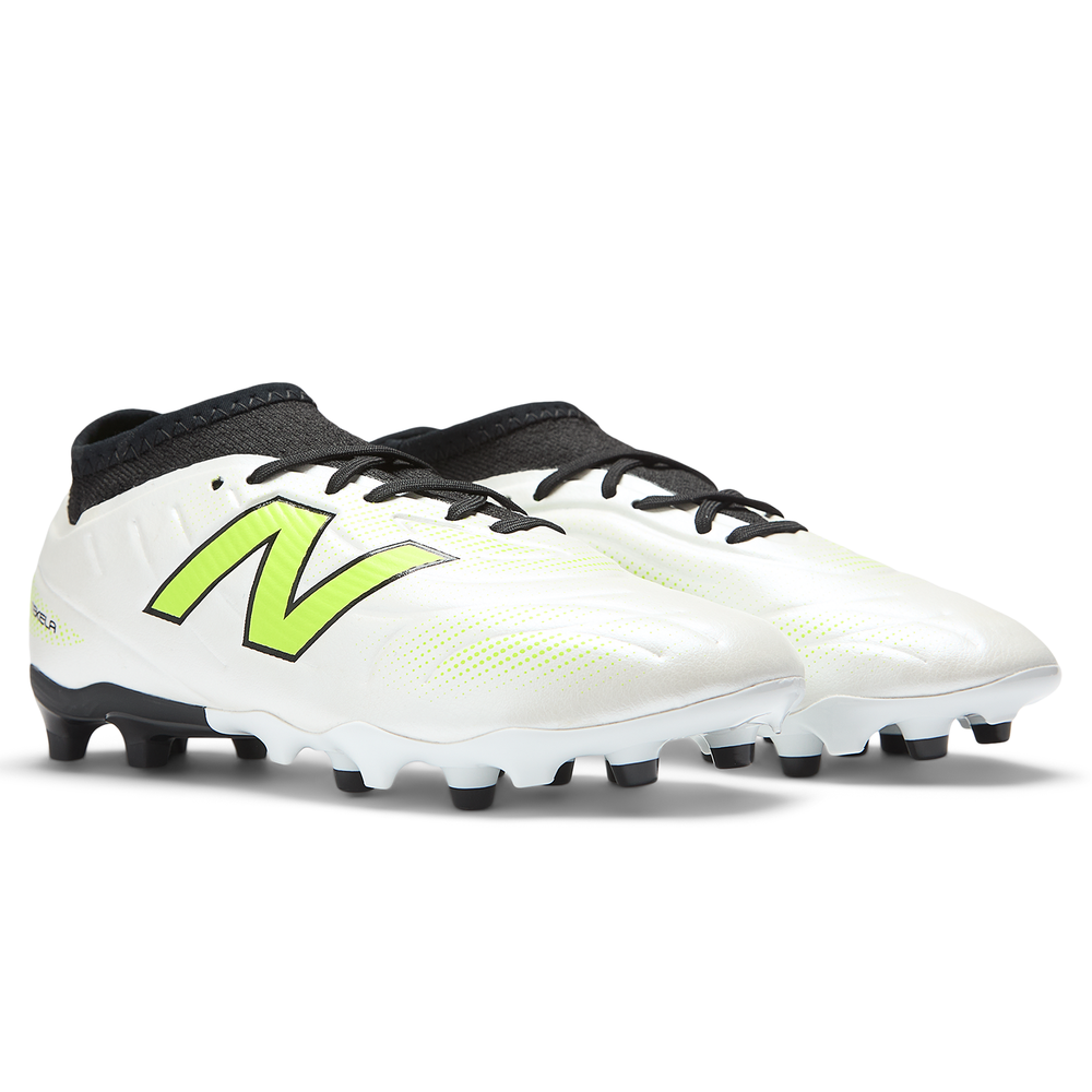 Korki dziecięce New Balance TEKELA TEAM LOW JNR FG V5 SJT3FSP5 - białe