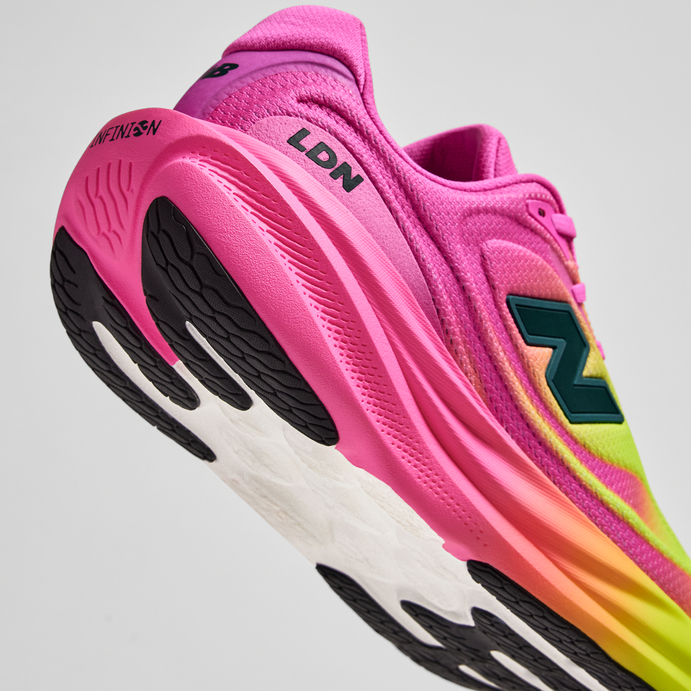 Buty damskie New Balance Infinion 1080 v15 TCS London Marathon W1080940  – różowe