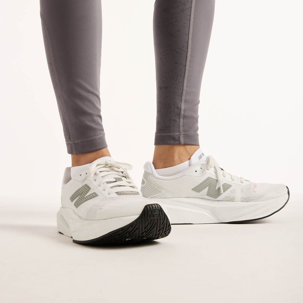 Legginsy damskie New Balance Reflective RC Heat – szare