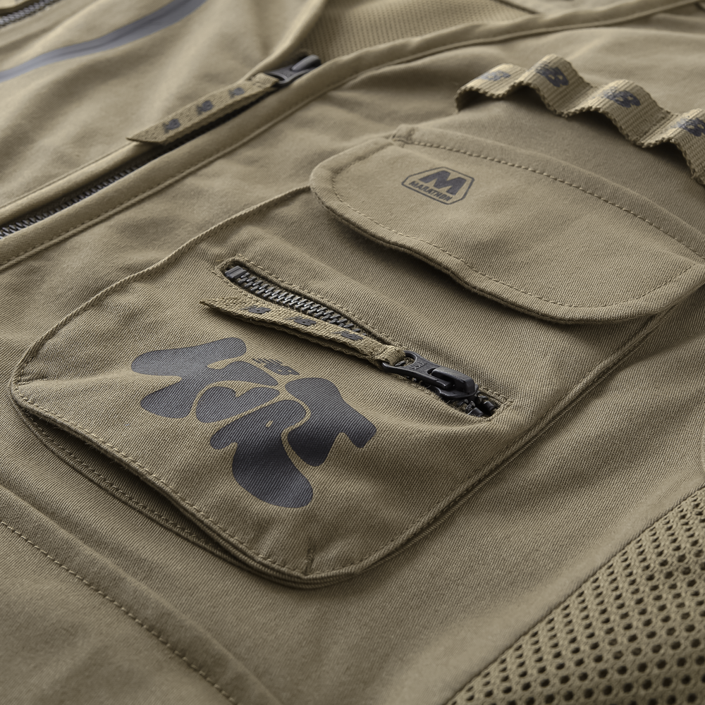 Kamizelka New Balance x Salehe Bembury MV11563CGN – brązowa