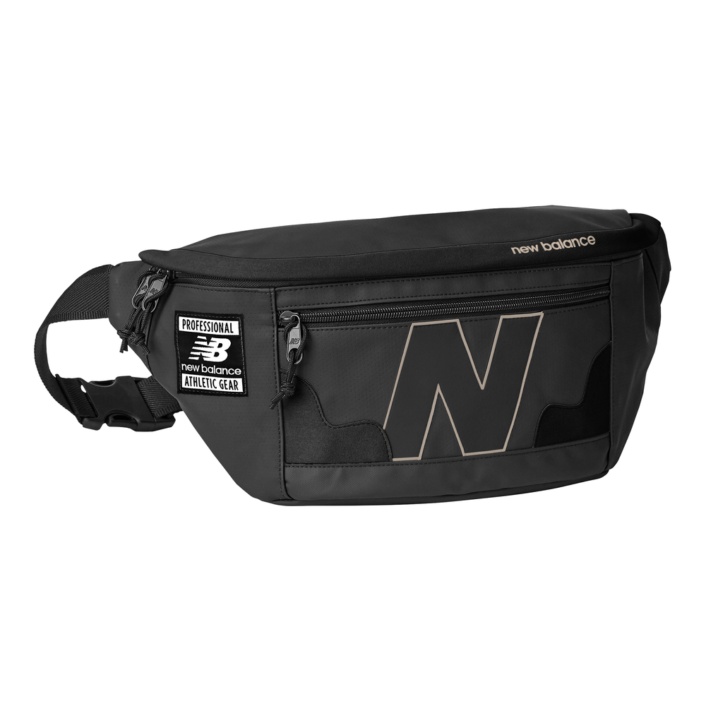 Saszetka New Balance LAB21014BKK – czarna