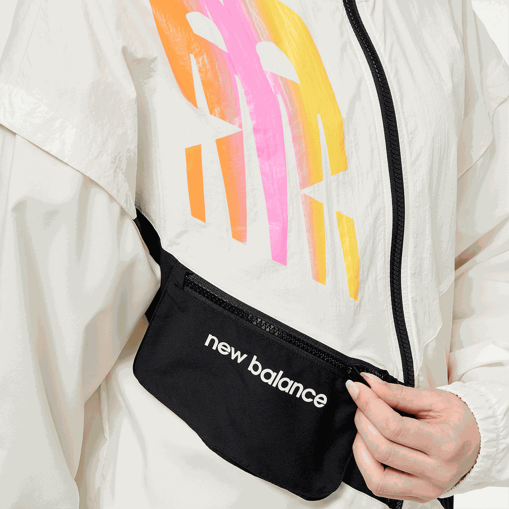 Kurtka New Balance WJ21150SST – biała