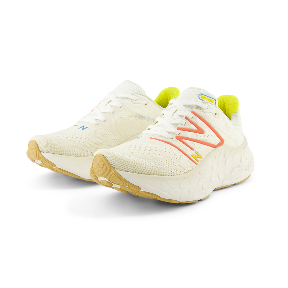 Buty damskie New Balance Fresh Foam X More v4 WMORCF4 – białe