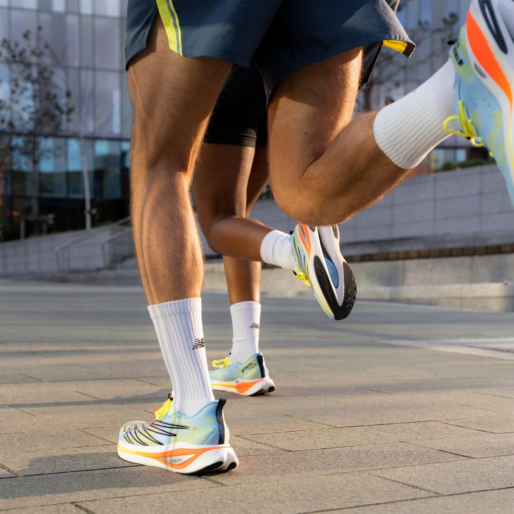 Buty męskie New Balance FuelCell SC Elite V3 MRCELLD3 – multikolor