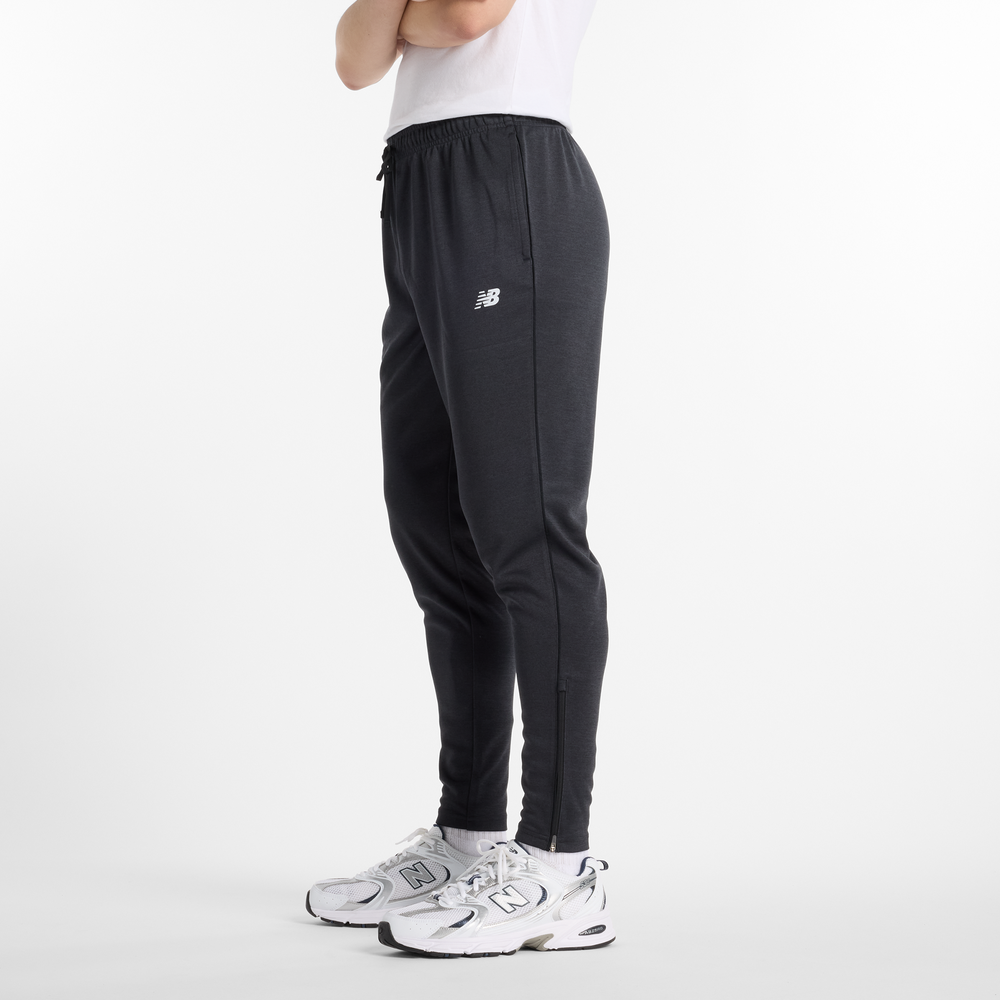 Spodnie męskie New Balance MP51905BK – czarne