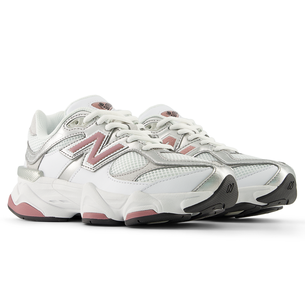 Buty dziecięce New Balance G906082T – białe