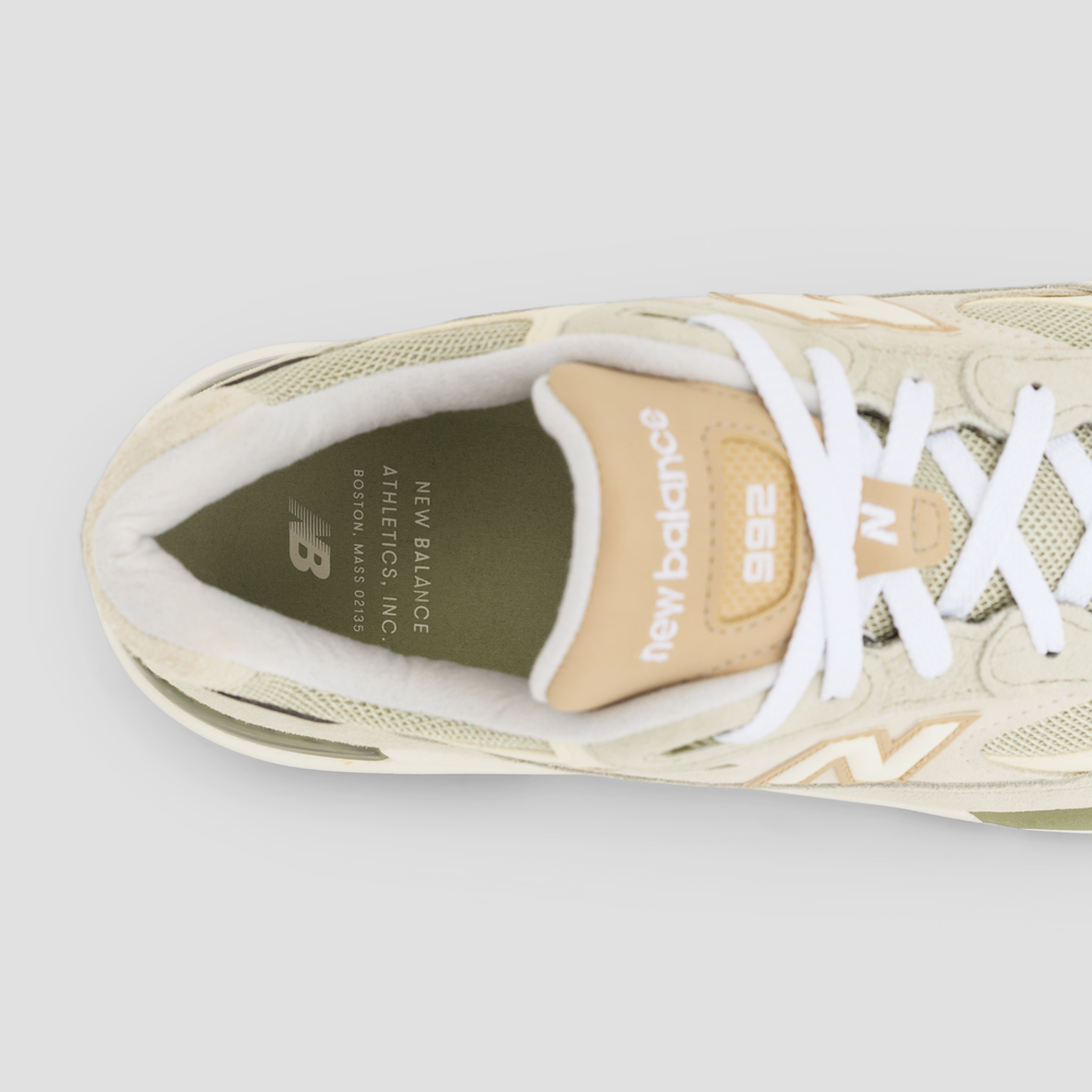Buty unisex New Balance U992720 - beżowe