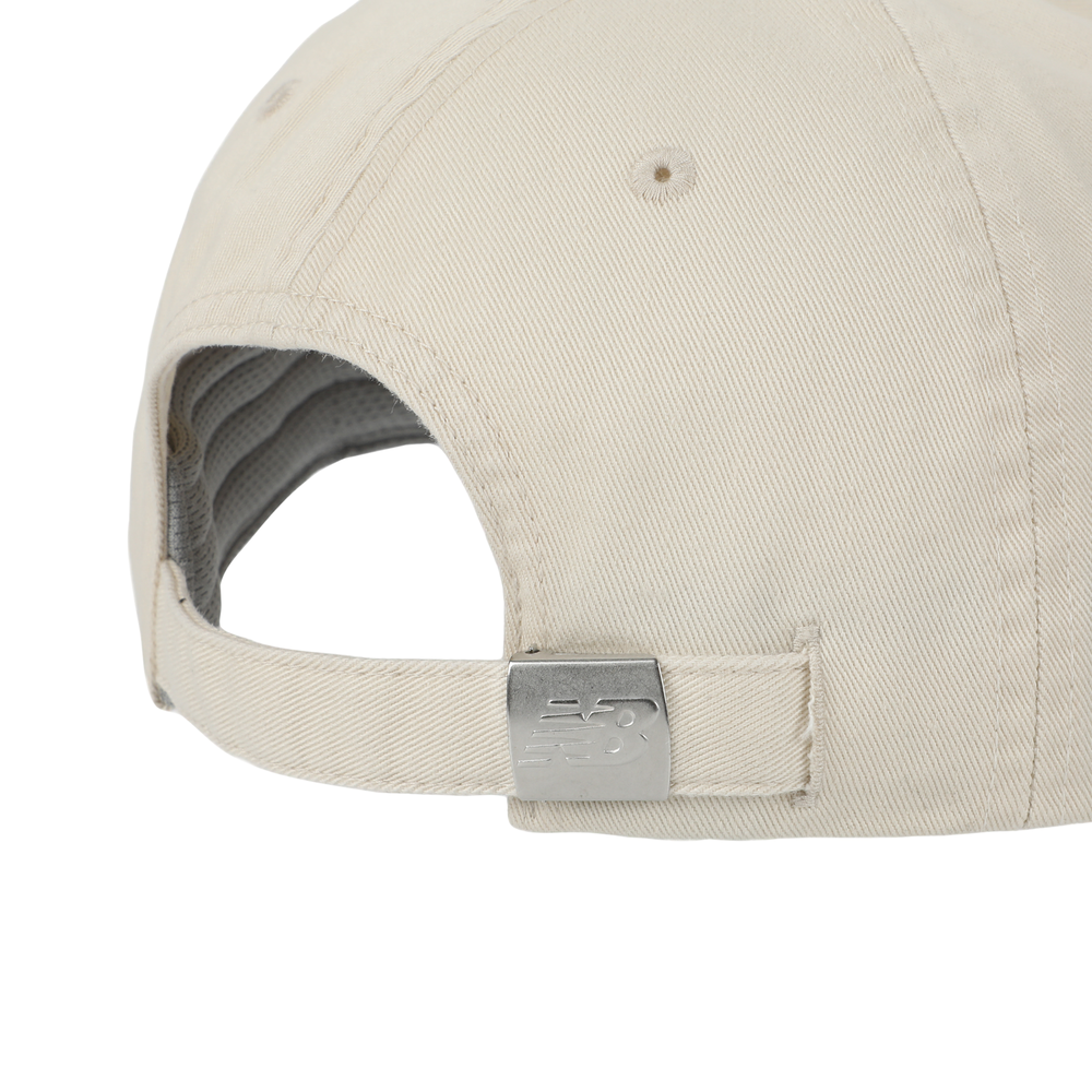 Czapka damska New Balance LAH51009LIN – beżowa