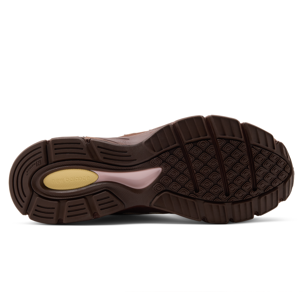 Buty unisex New Balance U990IC4 – brązowe