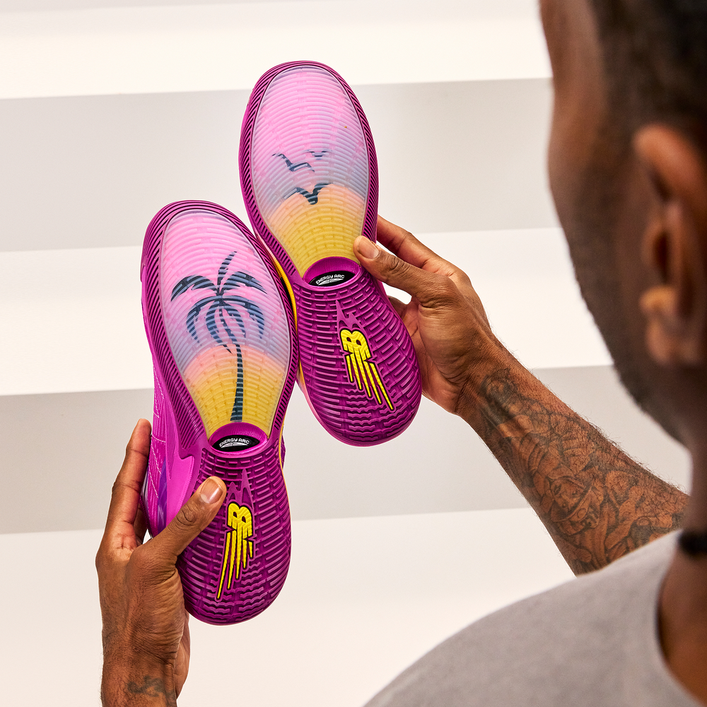 Buty męskie New Balance KAWHI IV BBKLSGY4 – różowe