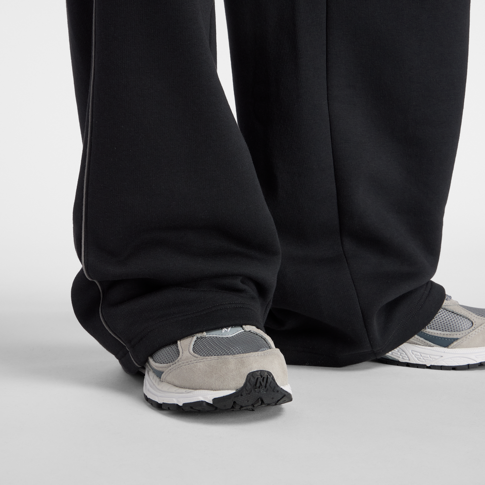 Spodnie męskie New Balance MB61M77EBK – czarne