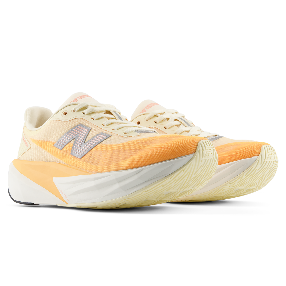 Buty damskie New Balance FuelCell Rebel v5 WFCX8KC – pomarańczowe