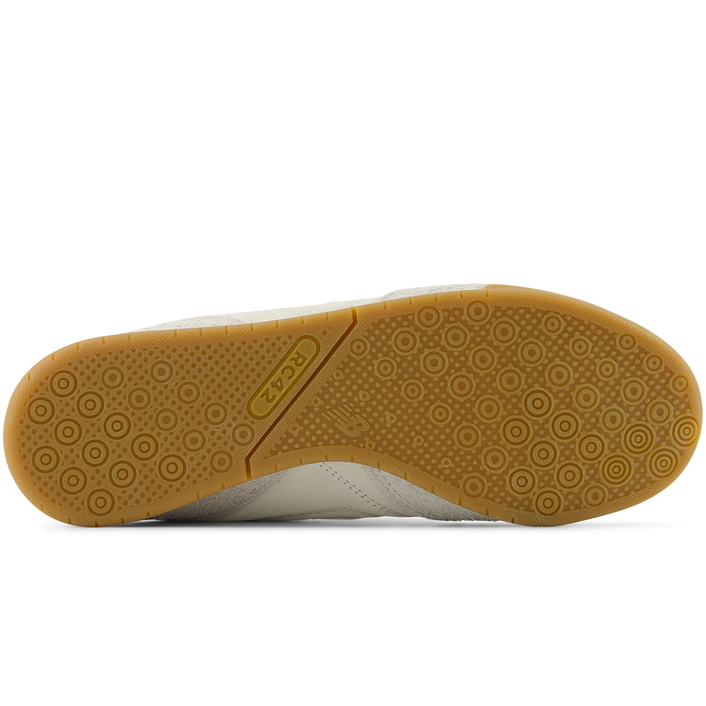 Buty unisex New Balance URC42HG – beżowe
