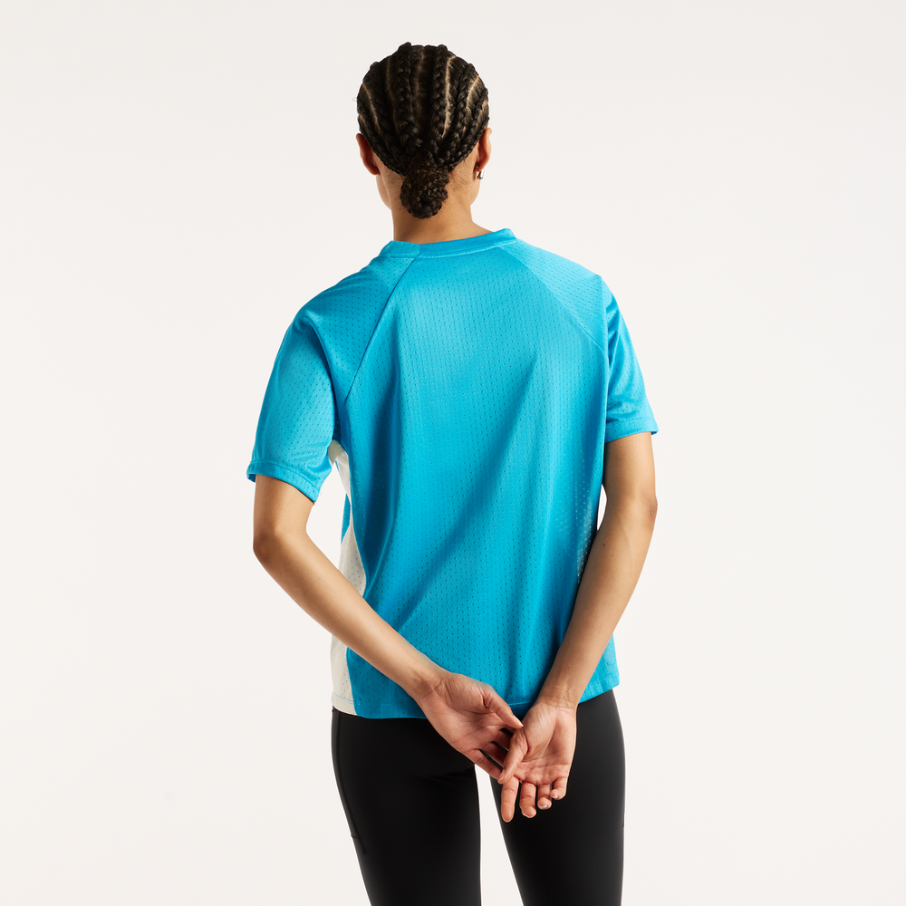 Koszulka damska New Balance Viz-Tech Run – niebieska