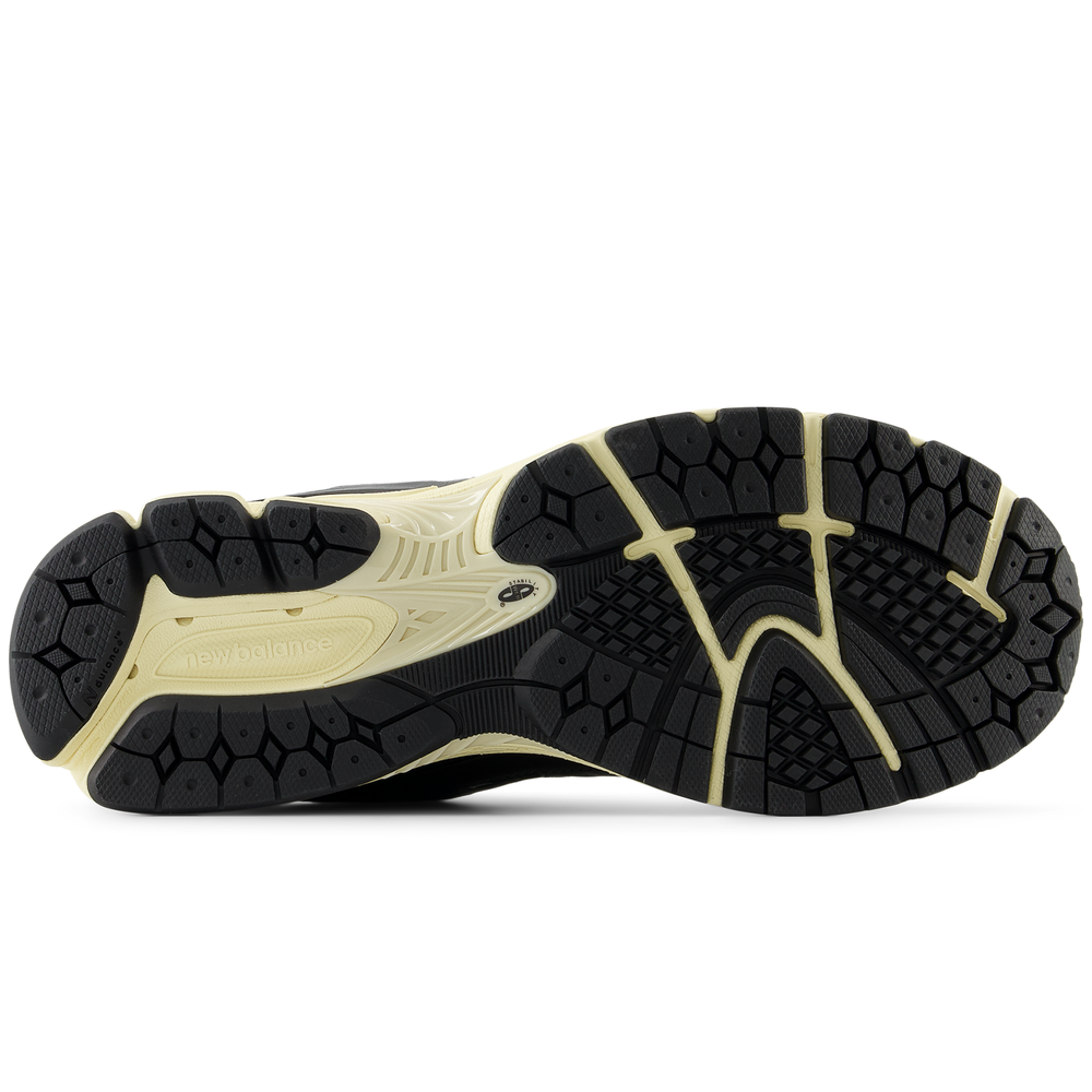 Buty unisex New Balance M2002RIB – czarne