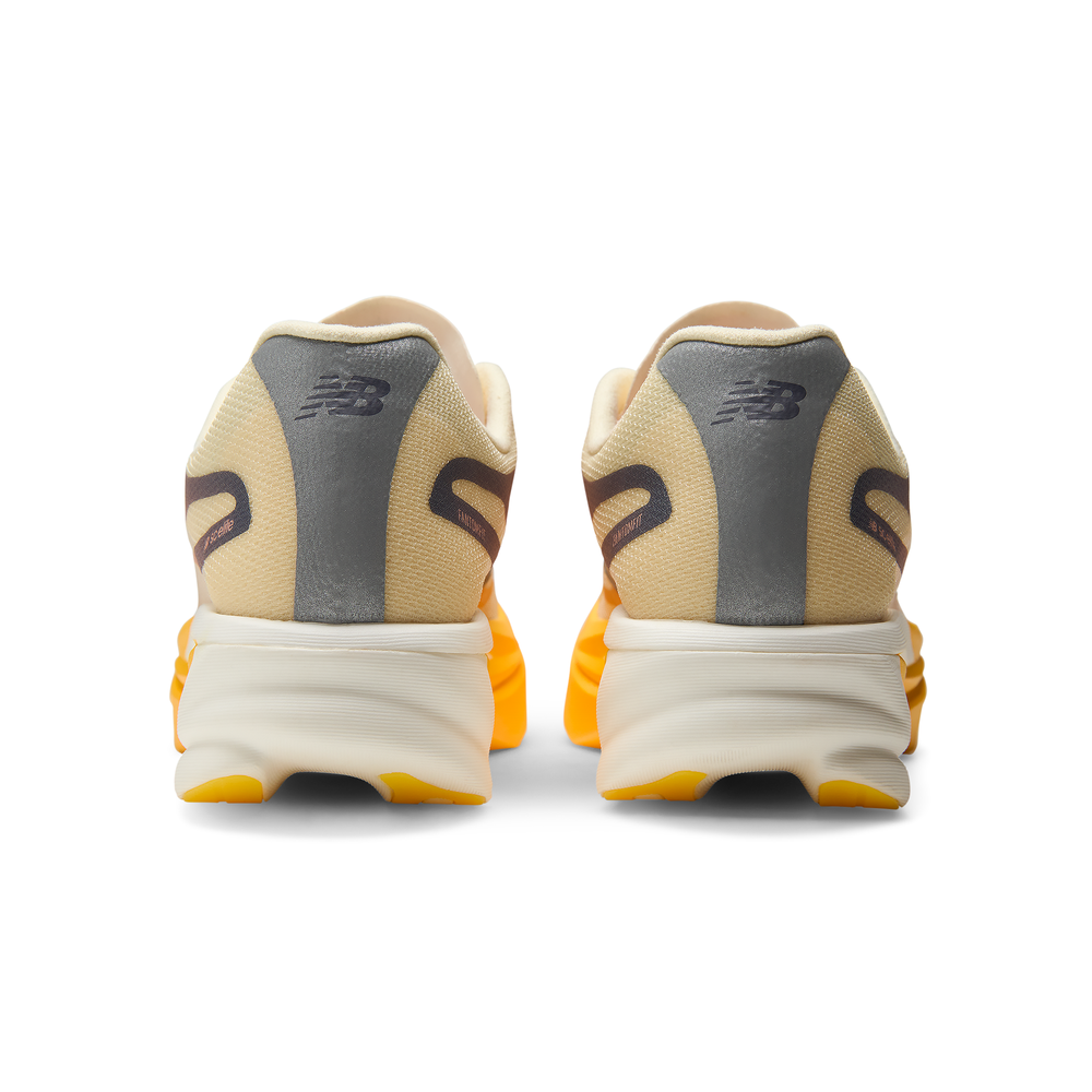 Buty damskie New Balance Infinion SC Elite V6 WRCEL2RU – pomarańczowe