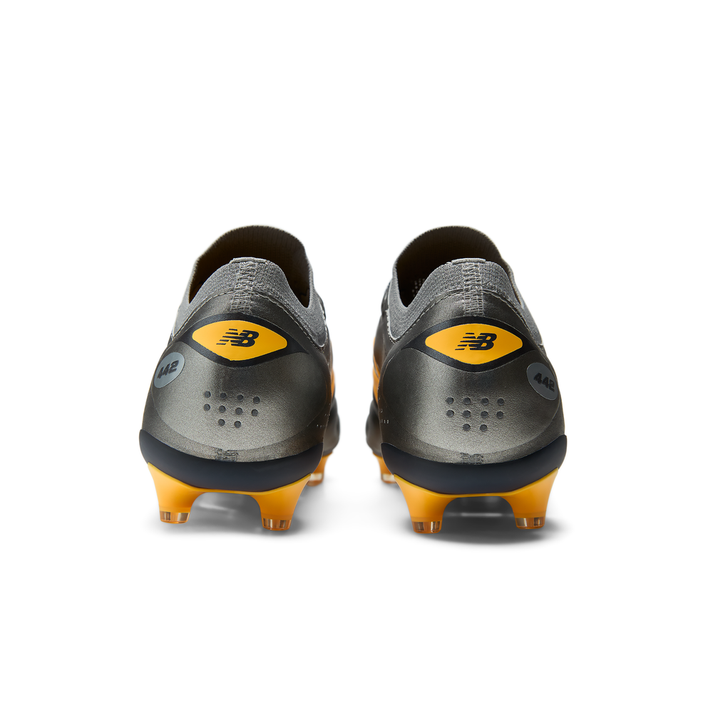 Korki męskie New Balance 442 ELITE FG V3 U41FM242 – srebrne