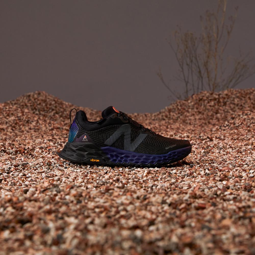 Buty New Balance Fresh Foam Hierro v6 – WTHIERX6 – czarne