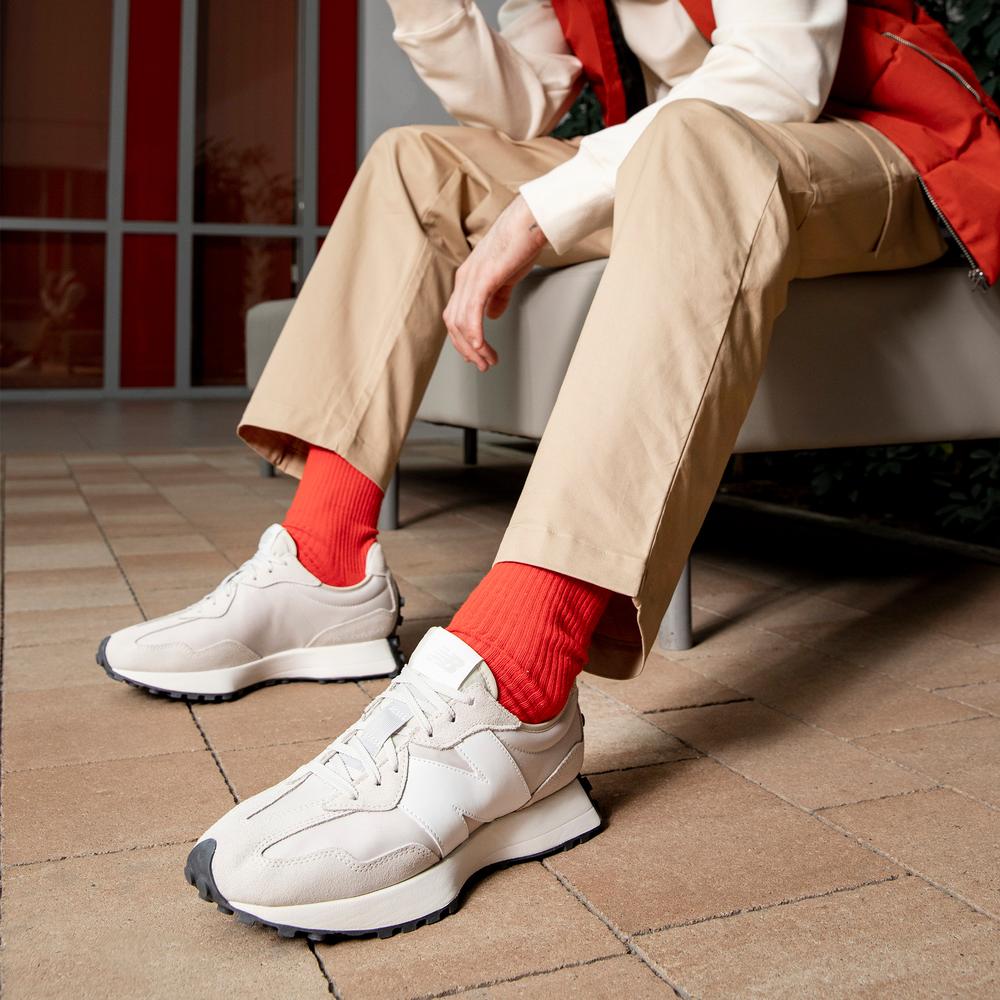 Buty unisex New Balance U327EE – beżowe