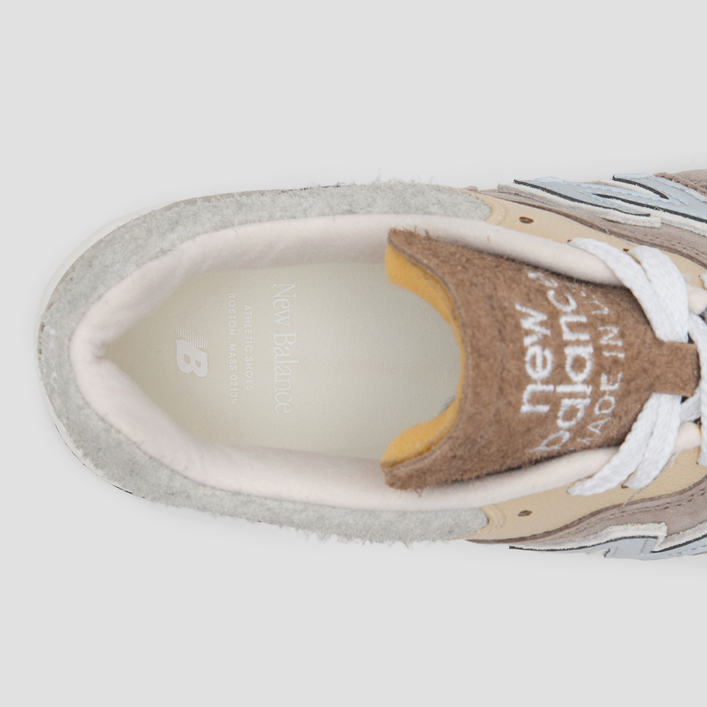 Buty unisex New Balance U997MG - beżowe