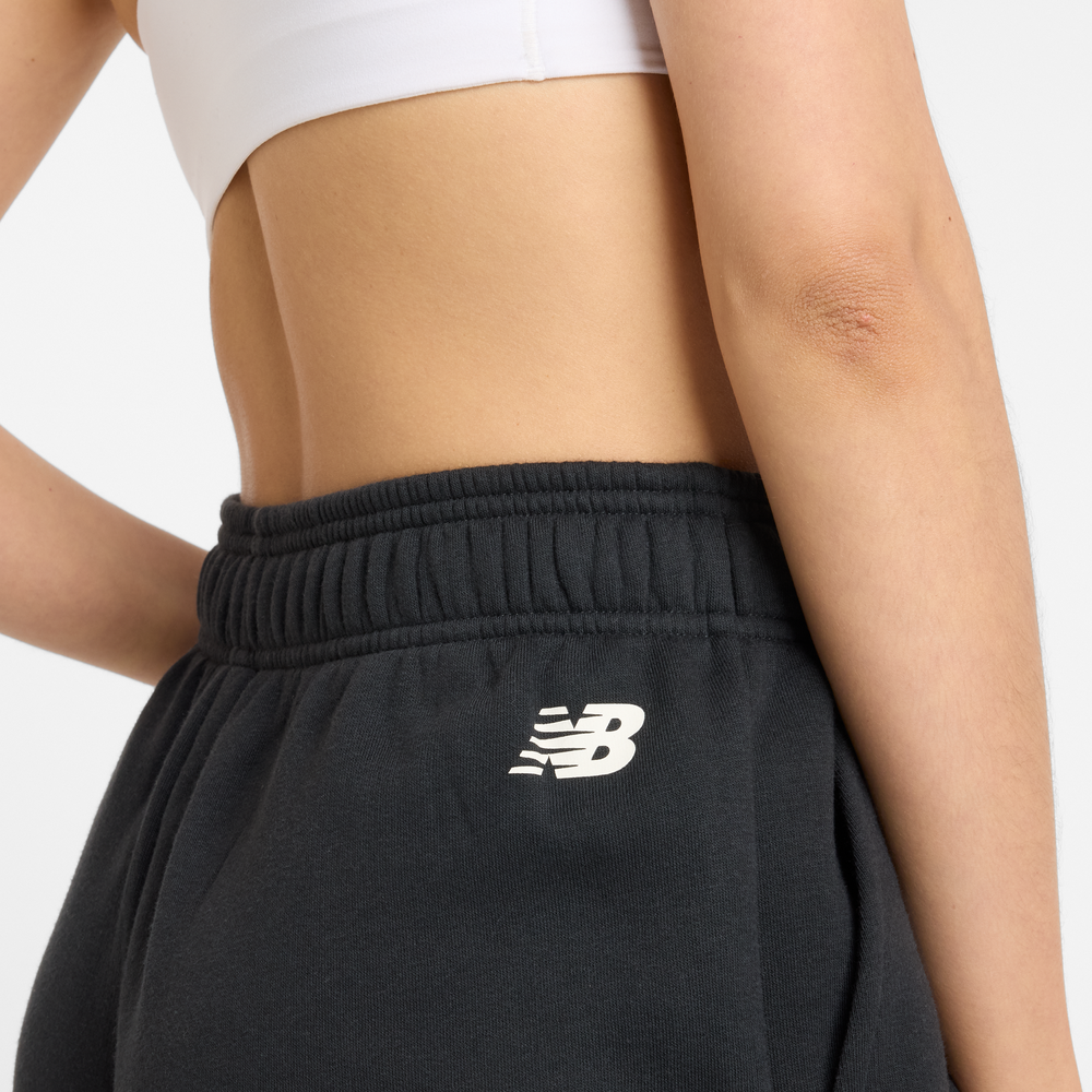 Spodnie damskie New Balance WP51500BK – czarne