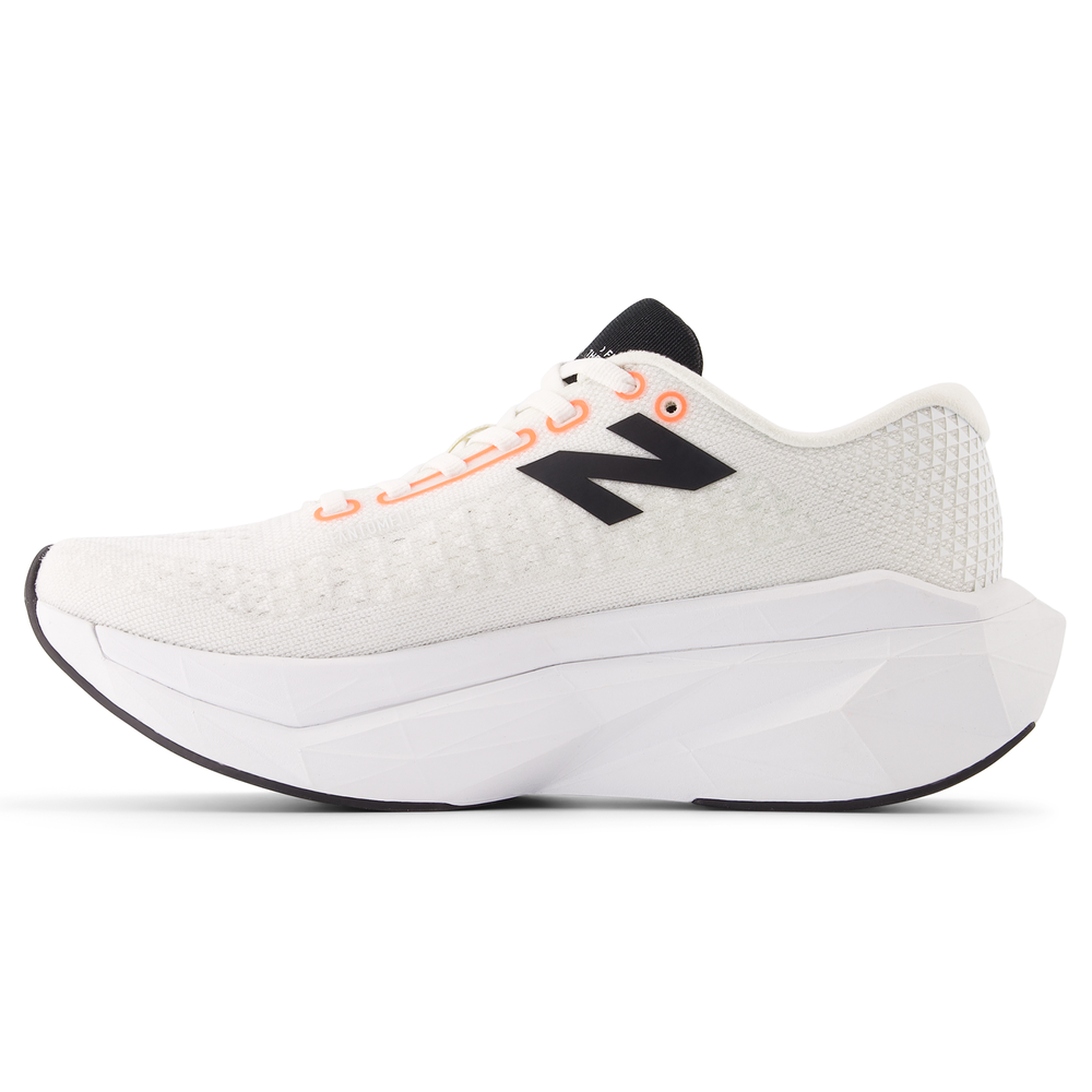 Buty damskie New Balance FuelCell SuperComp Trainer v3 WRCXCS4 – białe