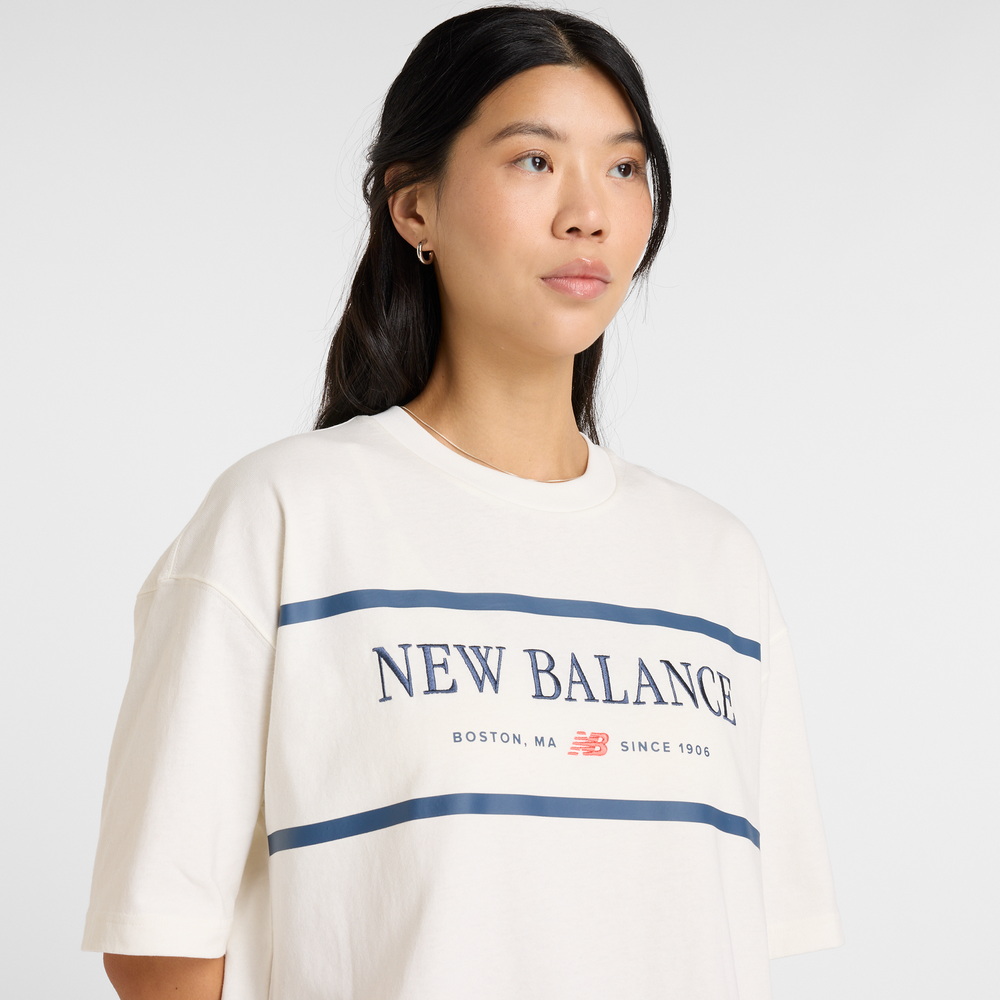 Koszulka damska New Balance WT51910SST – beżowa