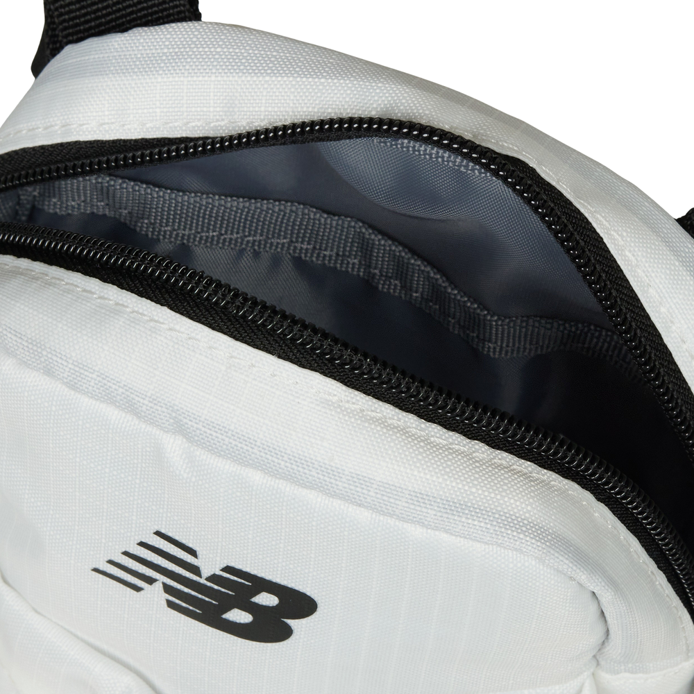 Saszetka New Balance LAB51901WT – biała
