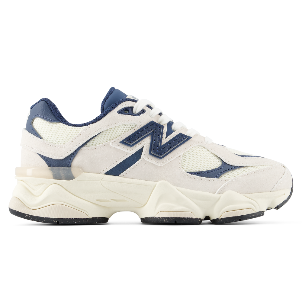 Buty dziecięce New Balance G90602JM – beżowe