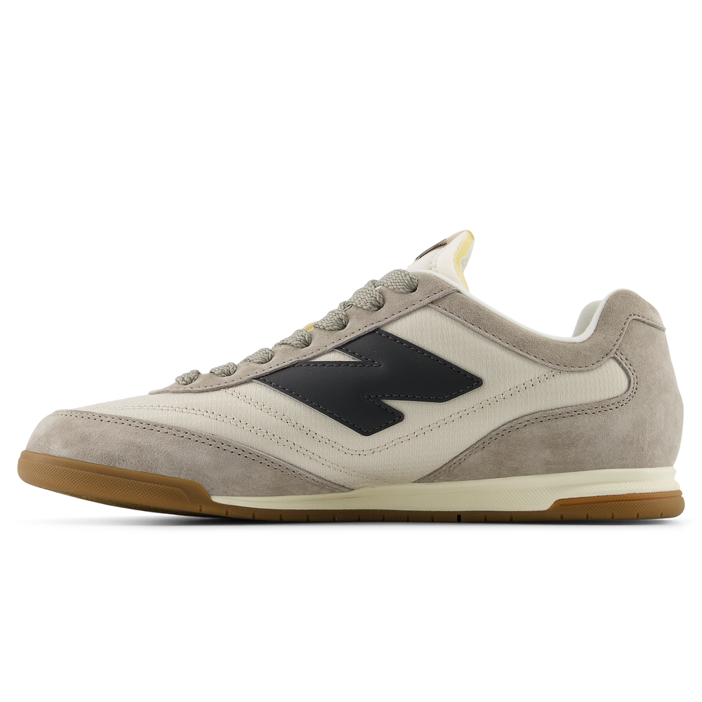 Buty unisex New Balance URC42PMB – beżowe