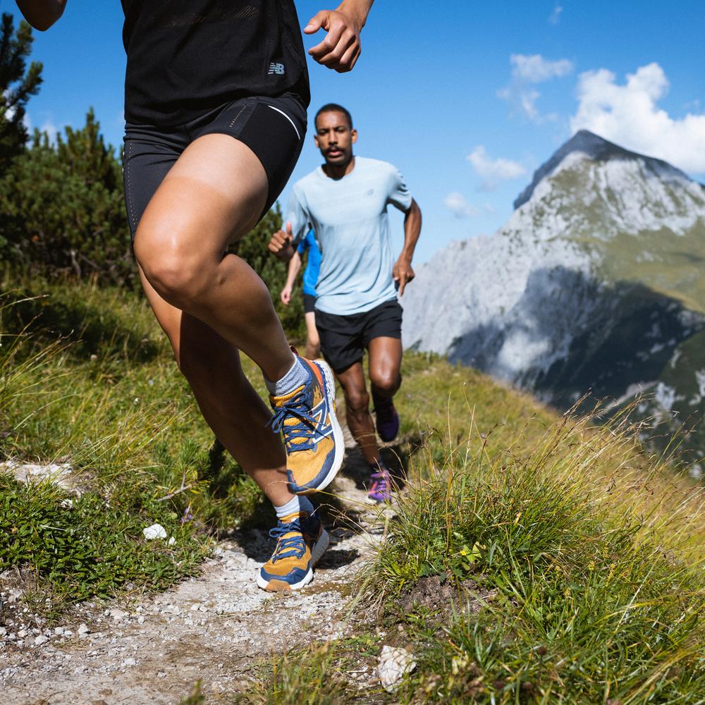 Buty New Balance Fresh Foam Hierro v7 – WTHIERG7 – brązowe