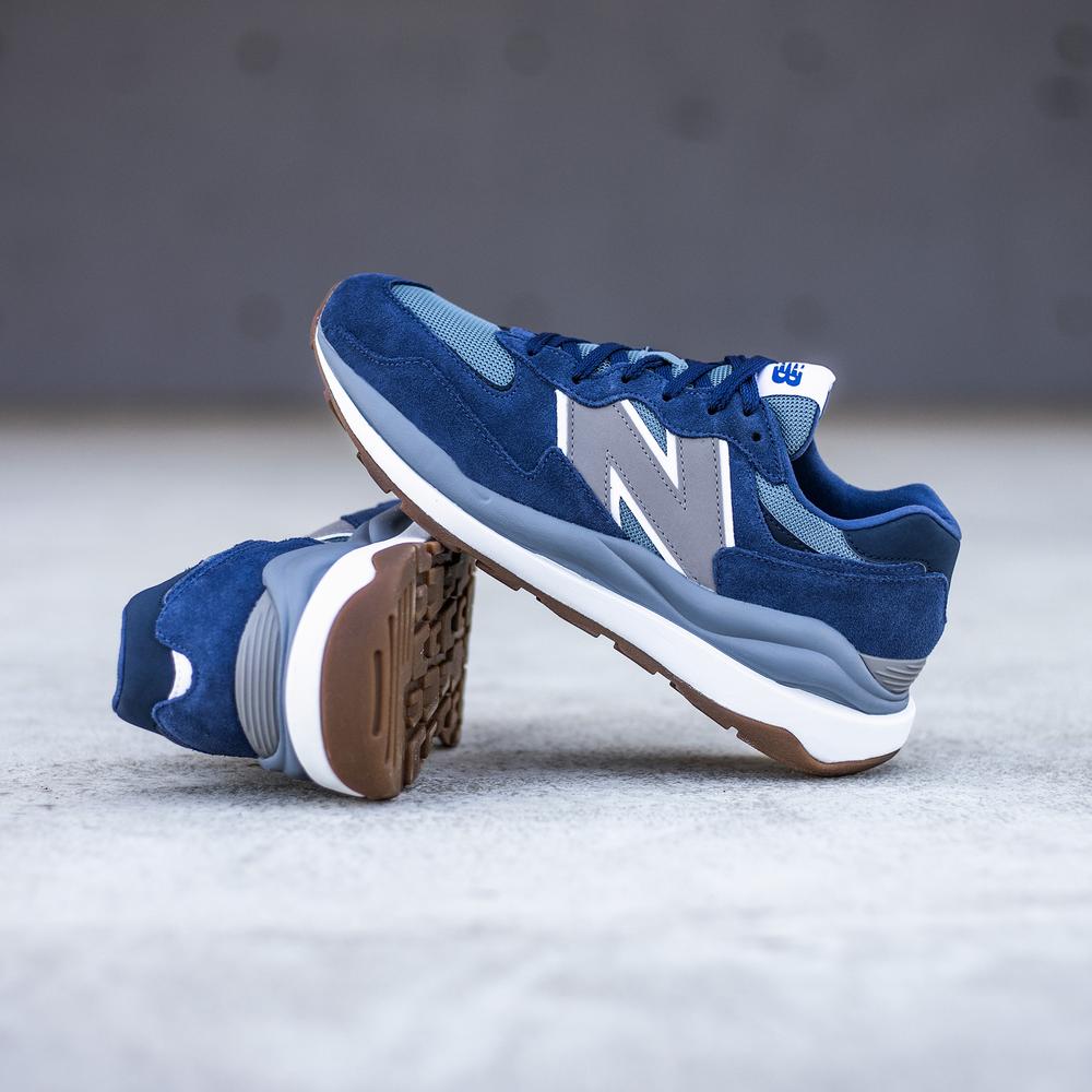 Buty New Balance M5740CBD – granatowe
