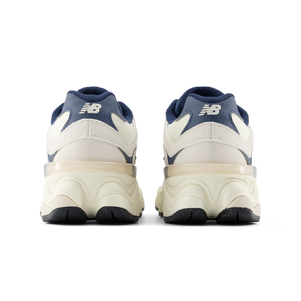 Buty dziecięce New Balance G90602JM – beżowe
