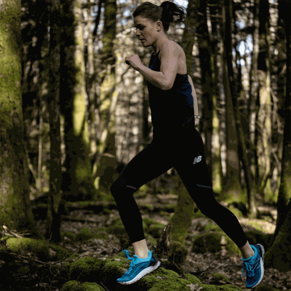 Buty damskie New Balance Fresh Foam Hierro v6 WTHIERV6 – niebieskie