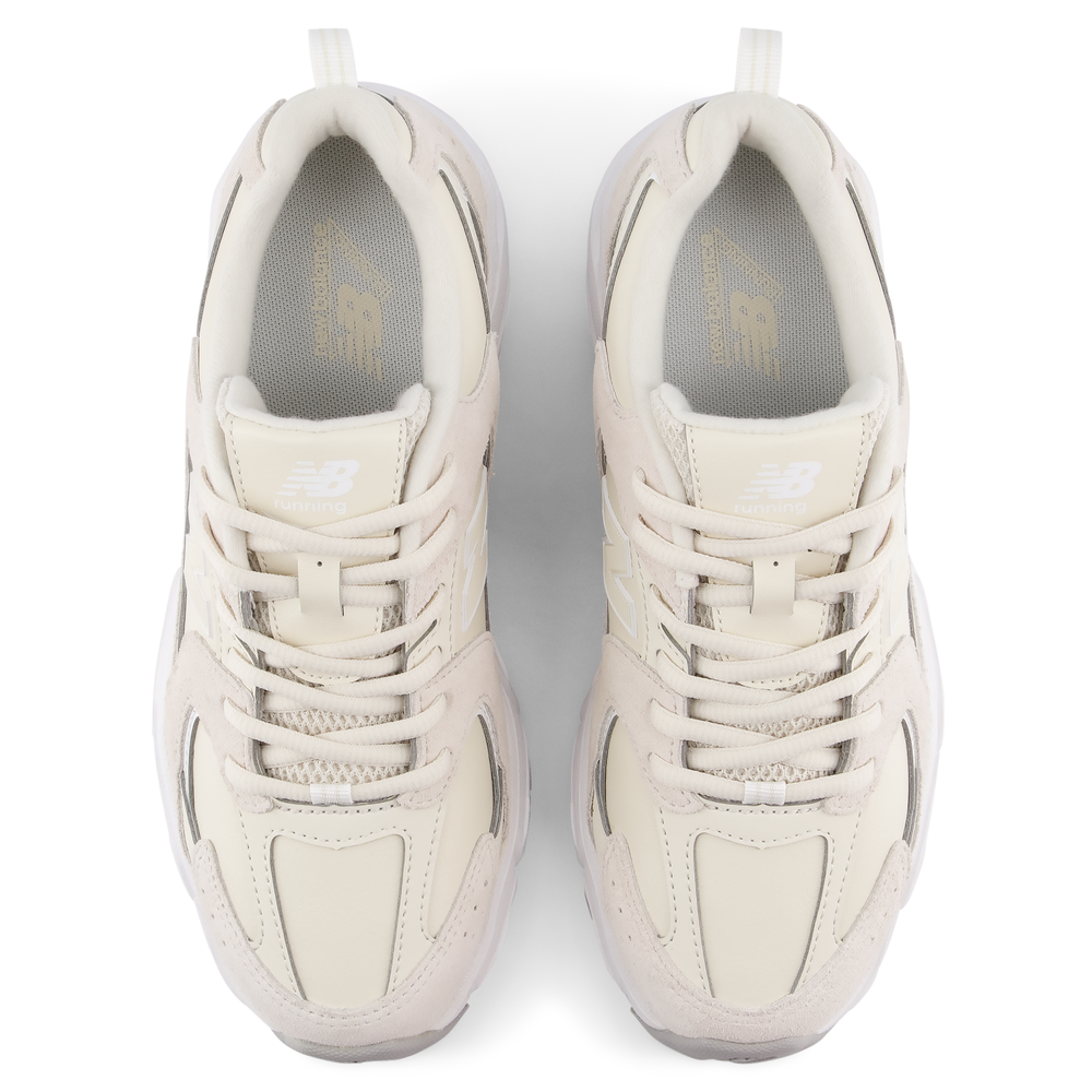 Buty dziecięce New Balance G5304V7 – beżowe