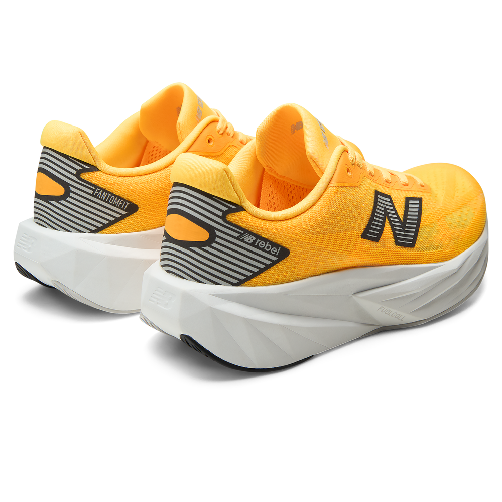 Buty damskie New Balance FuelCell Rebel v5 WFCX2C3 – pomarańczowe