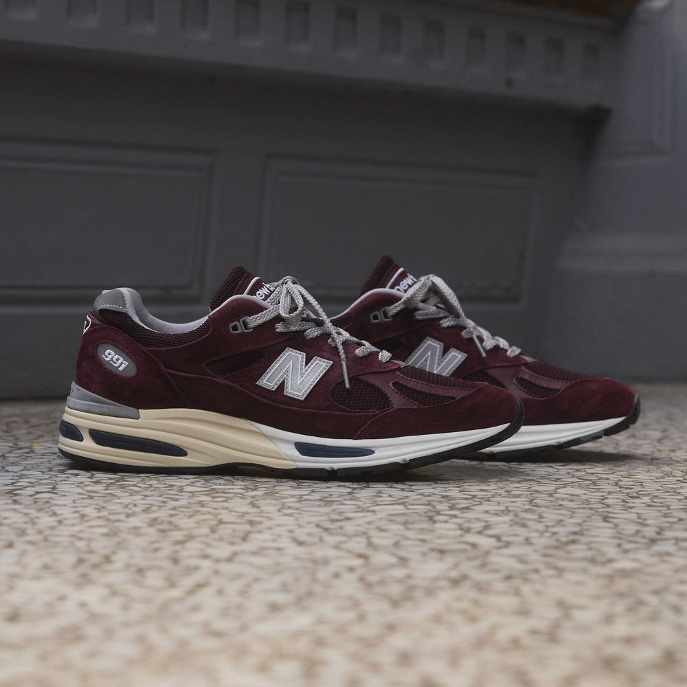 Buty unisex New Balance U991AU2 – bordowe