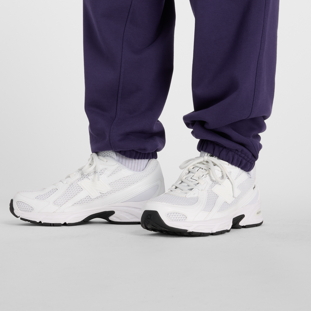 Spodnie damskie New Balance WP41513BOY – fioletowe