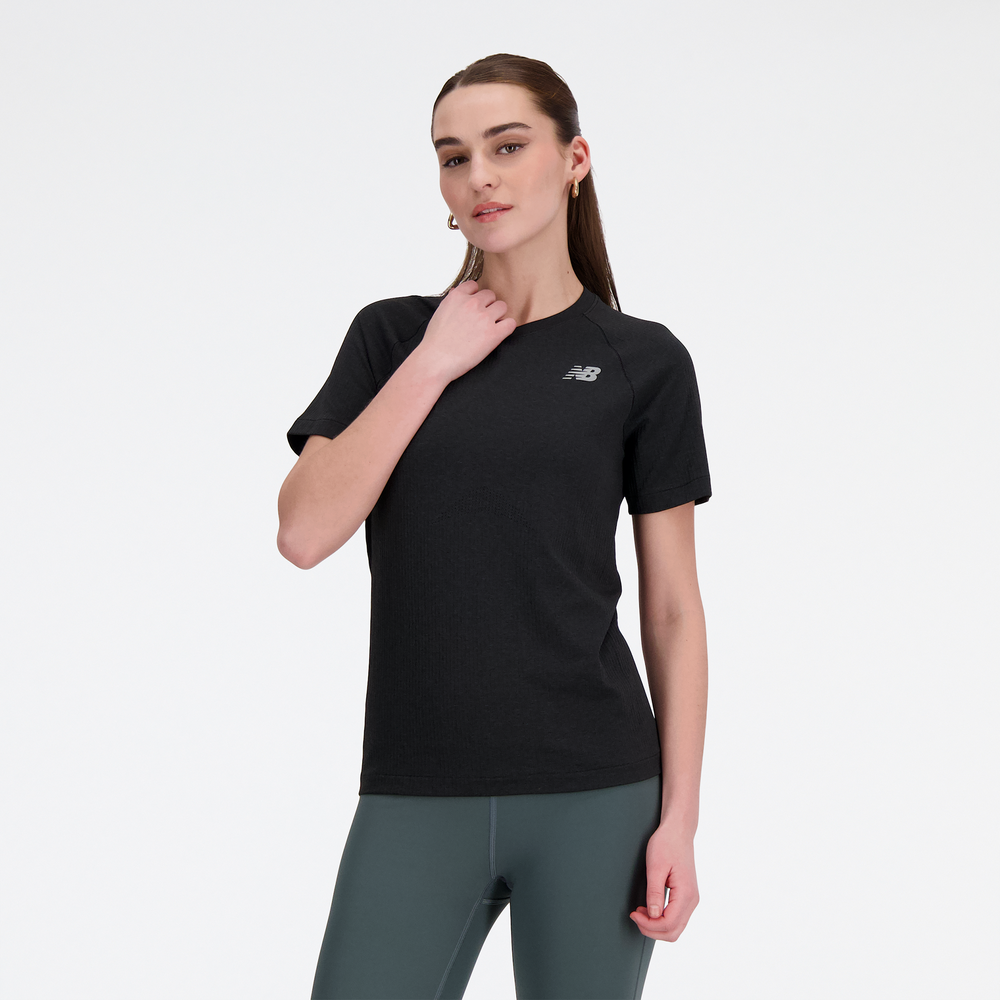Koszulka damska New Balance WT41123BKH – czarna