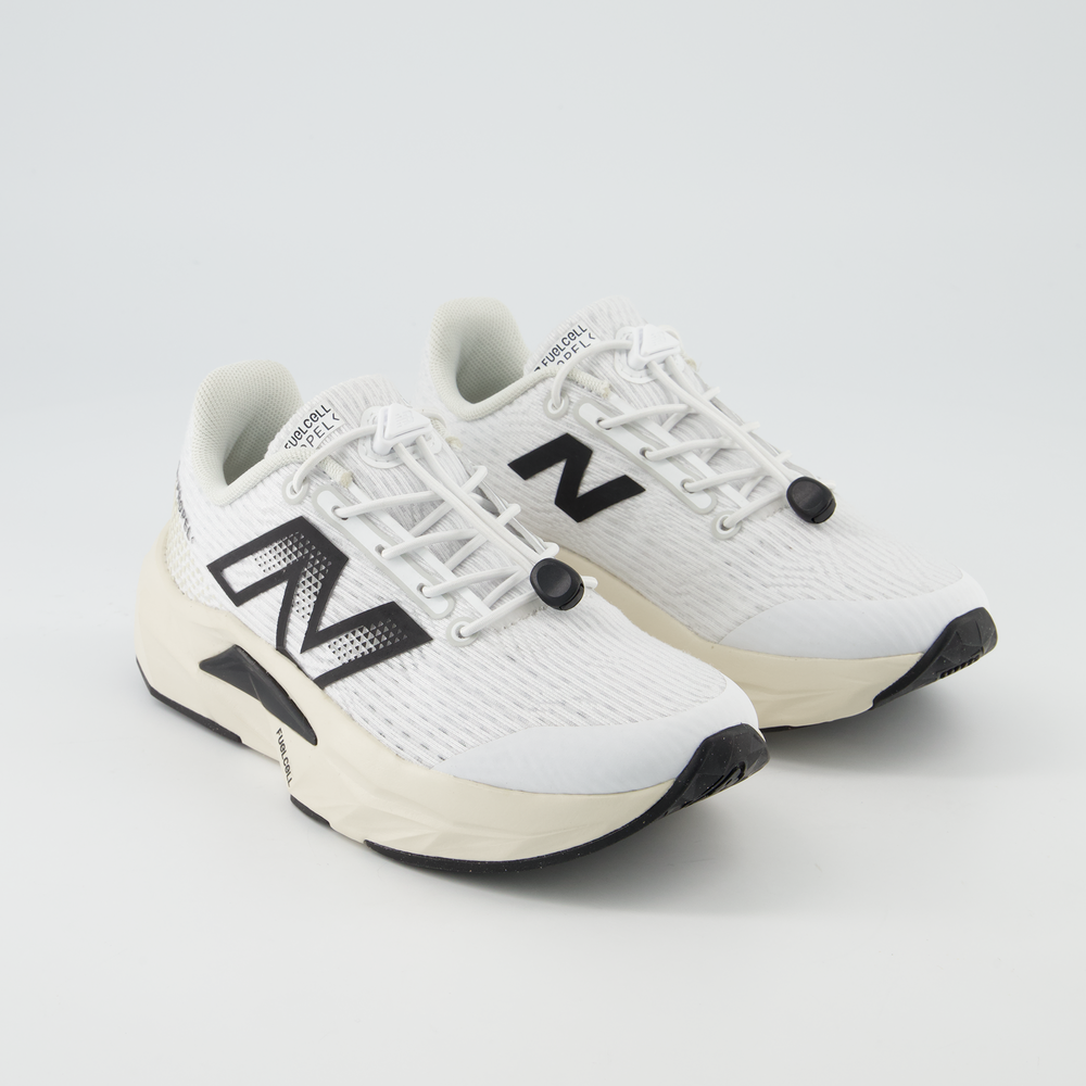 Buty dziecięce New Balance FuelCell Propel v5 PAFCPRC5 – białe