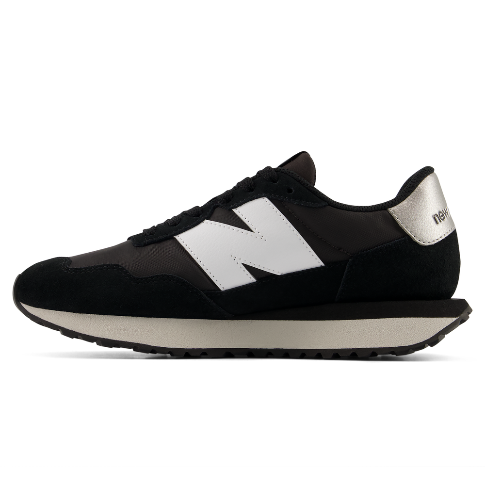 Buty damskie New Balance W23731P – czarne