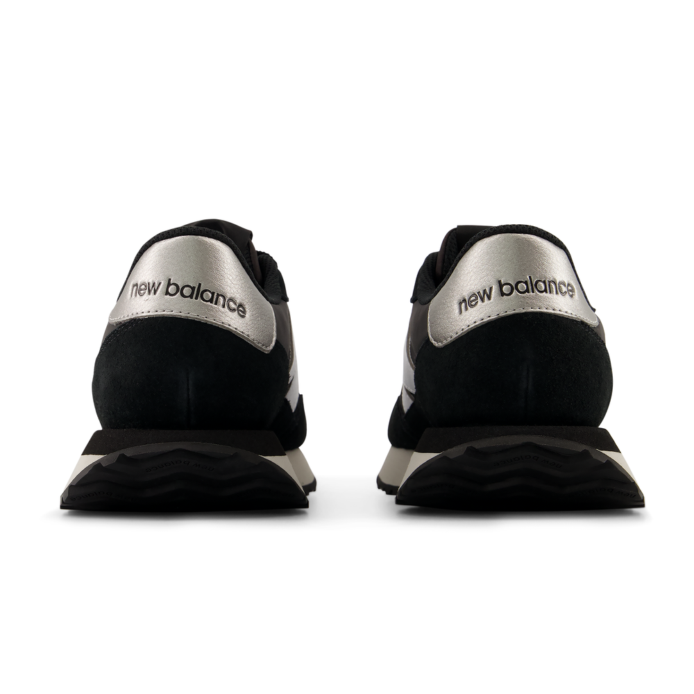 Buty damskie New Balance W23731P – czarne