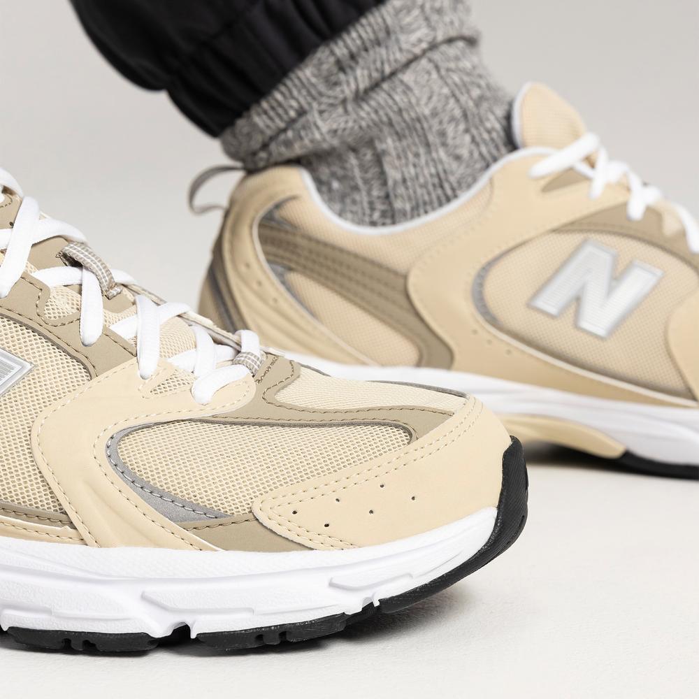 Buty unisex New Balance MR530SMD – beżowe