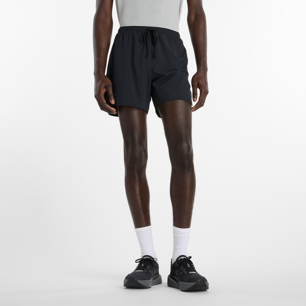 Spodenki męskie New Balance MB6180TABK – czarne