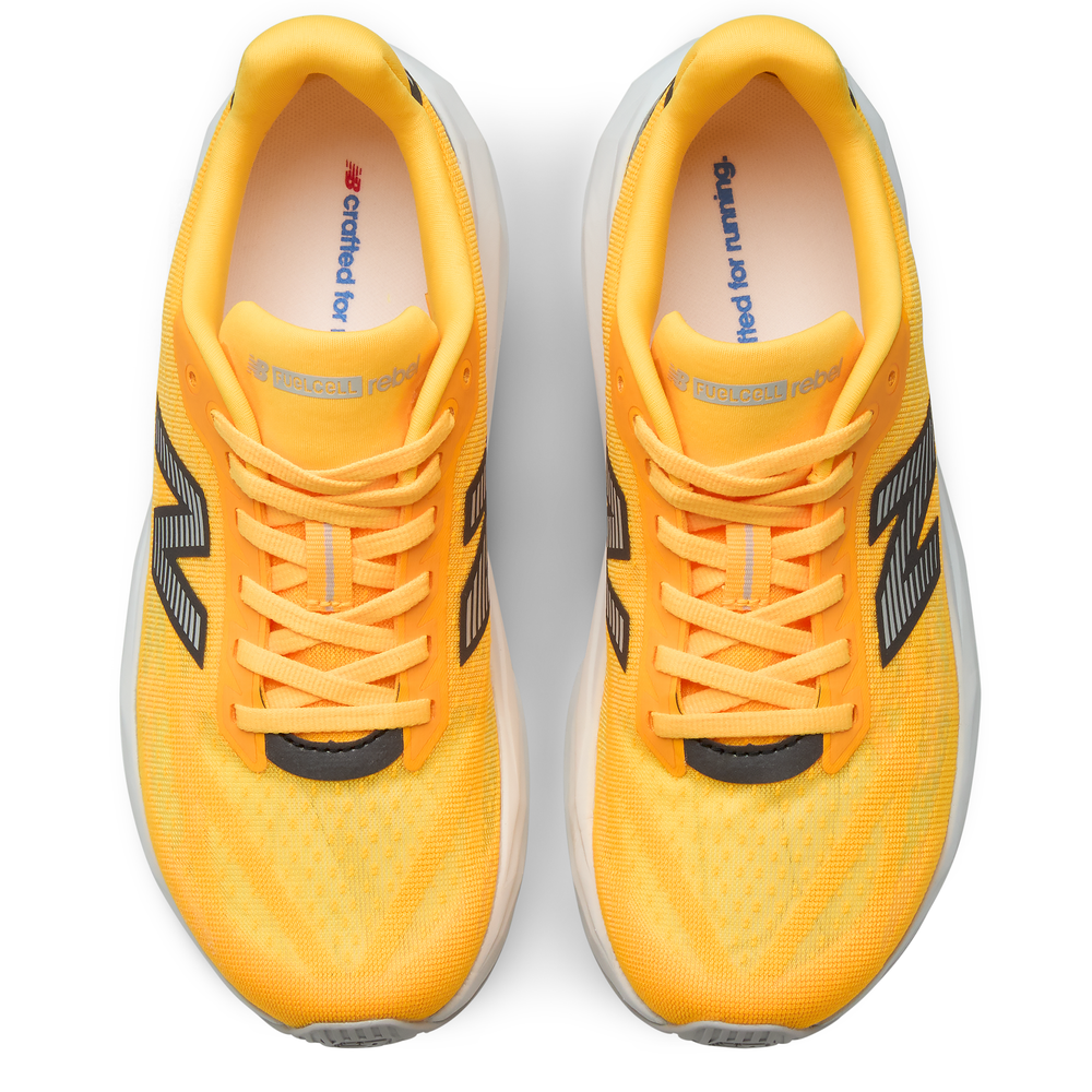 Buty damskie New Balance FuelCell Rebel v5 WFCX2C3 – pomarańczowe