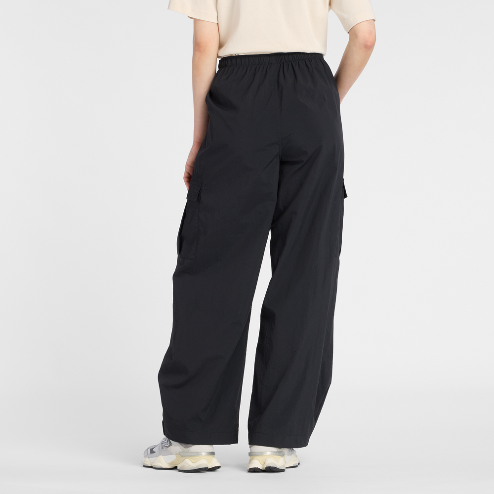 Spodnie damskie New Balance Cargo – czarne